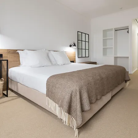 Ξενοδοχείο & Life 4*